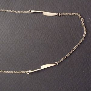 Verameat Double Trouble Knife Choker Necklace